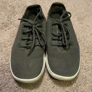 Allbirds olive tree runners
